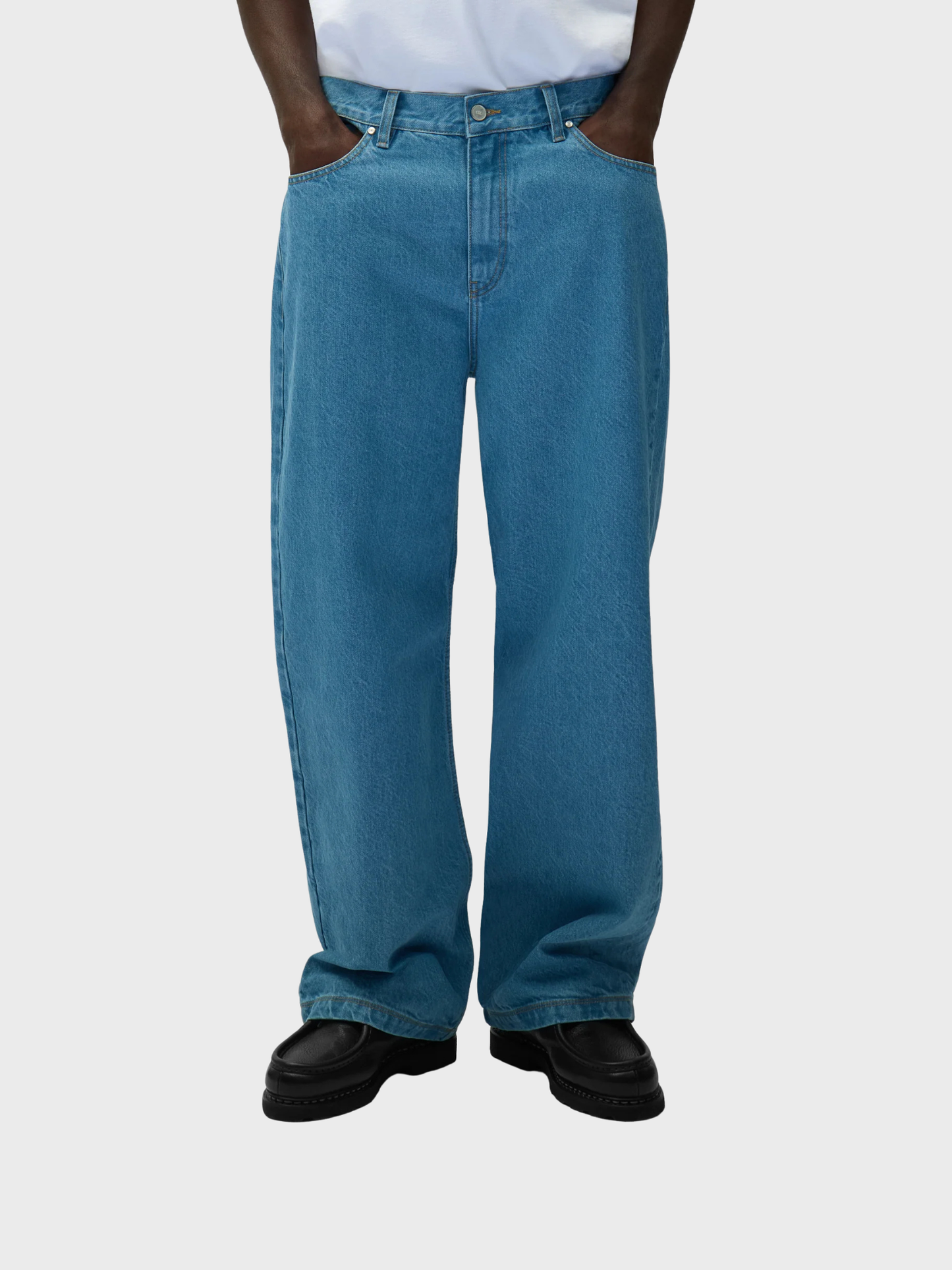 Back Pocket Graphic Pants