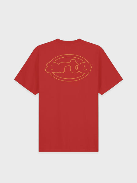 Arte Antwerp Emblem T-shirt in rood met geel geborduurd embleem op de voorkant